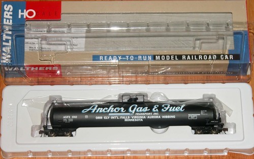 Walthers 932 7302 000 - ho, 33,000