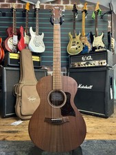 Taylor Academy 22e Walnut