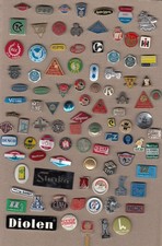 Vintage TRACTOR pin badges