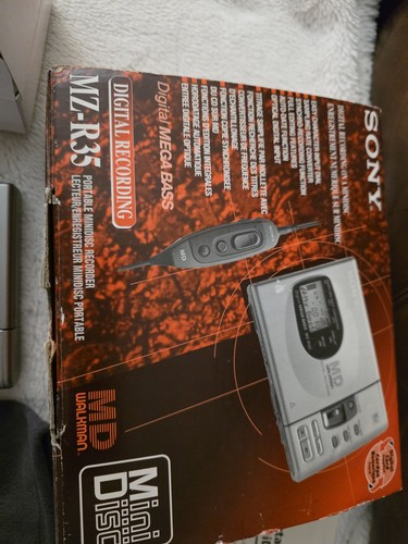 Sony r35 portable minidisc - sony,