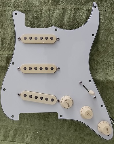 Fender strat stratocaster - fender,