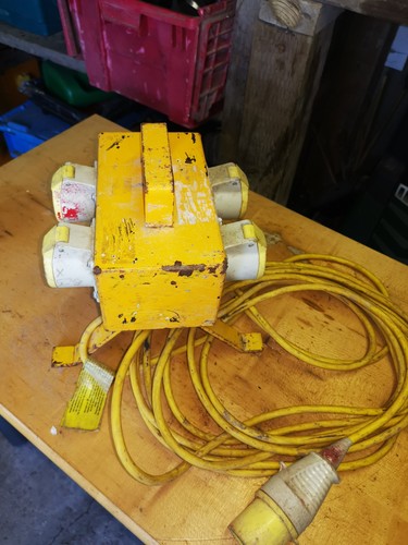 Yellow 110v extension lead - 110v,