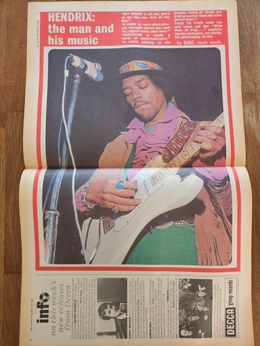 Disc and music echo march - and,