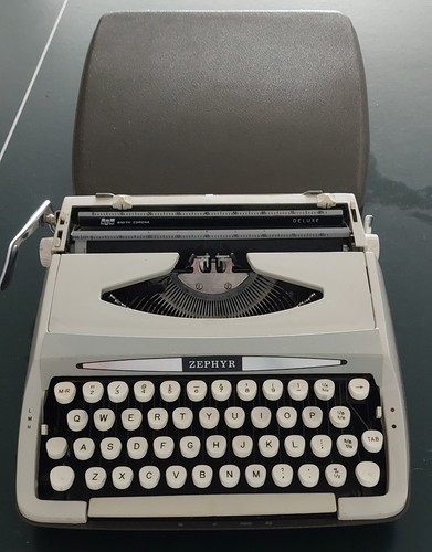 Vintage smith corona zephyr - smith,