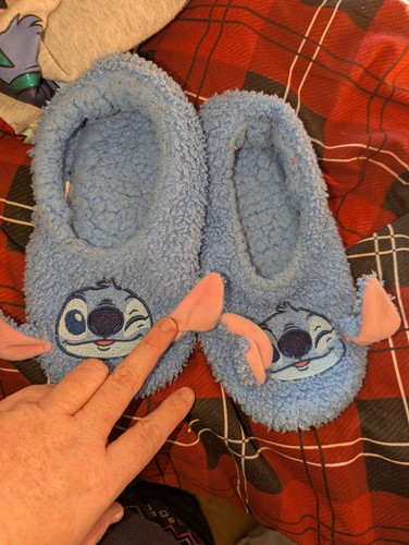 Stitch fluffy slippers size - slippers,