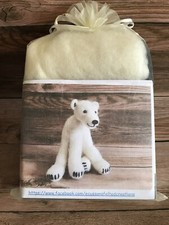 Needle Felting Sitting Polar