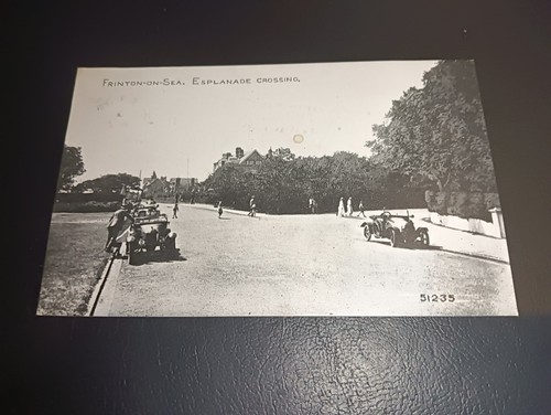 Esplanade crossing early - esplanade,