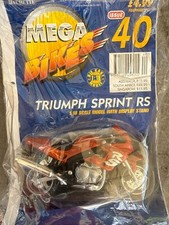Mega Bikes Die-Cast 1:18 Model - Triumph Sprint RS issue 40 with stand and mag