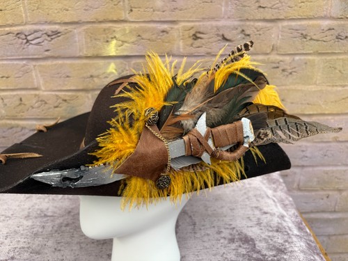 Brown distressed pirate - distressed,