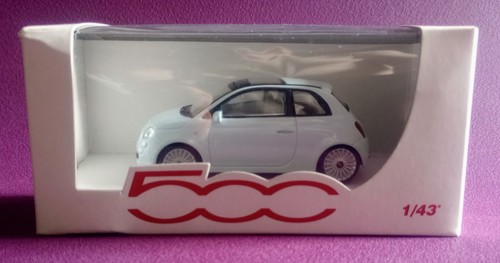 Fiat 500 diecast model car - 500,