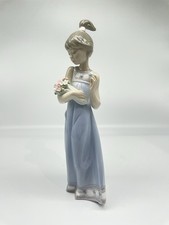 Ladro Figurine Spring Token