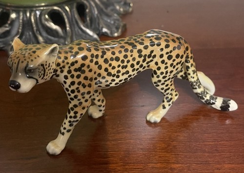 Goebel cheetah porcelain - goebel,