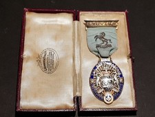 Vintage 1940 Hallmarked Silver & Enamel Masonic RMIB Steward Jewel + Branded Box