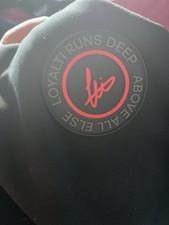 Men’s LOYALTI Size Medium