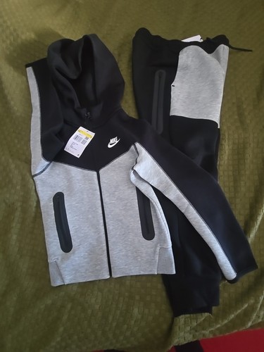 Nike kids tech fleece - kids,
