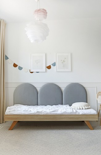 Modern upholstered large - upholstered,