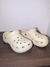 Crocs - Clogs - Beige Classics