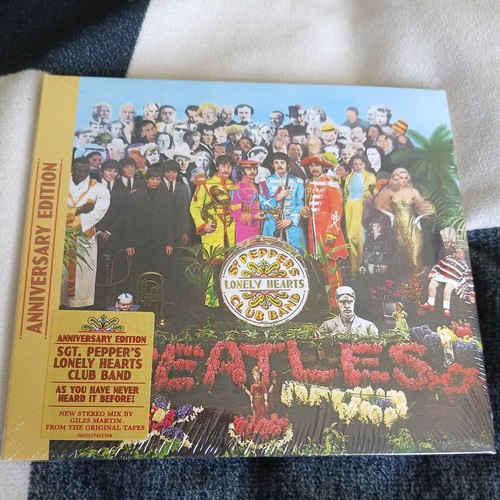 Beatles sgt pepper - beatles,