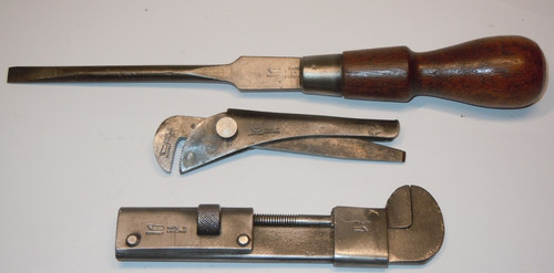 Vintage footprint items - 3x,