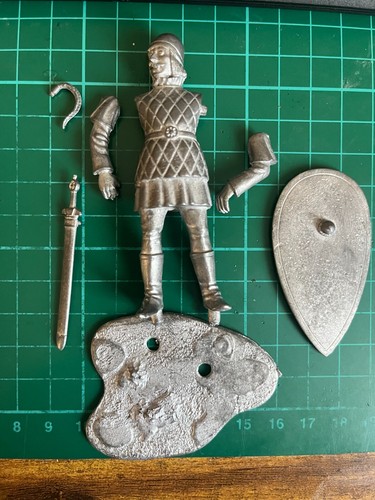Hinchcliffe 80mm medieval - -,