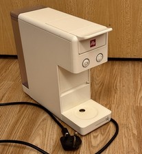 Illy Iperespresso Coffee Machine Y3.3 - used in good condition