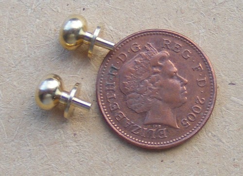 Scale metal door knobs - scale,