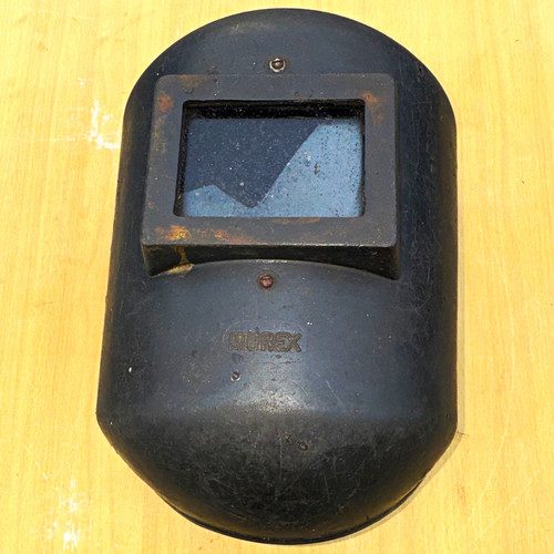 Black passive welding helmet - black,