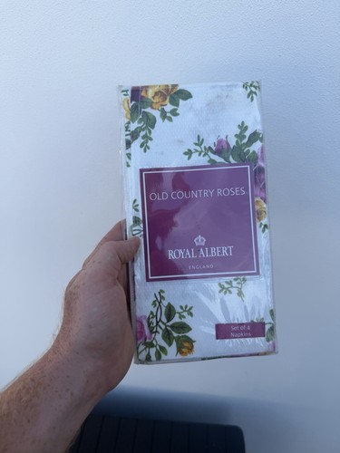 Vintage royal albert old - royal,