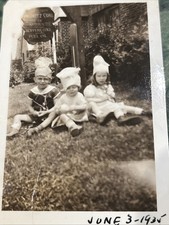 1935 Snapshot Children