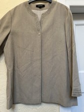 NITYA PEBBLE LINED COLLARLESS