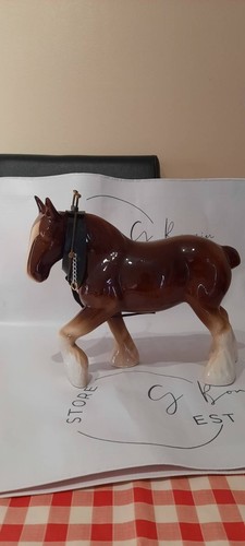 Figurine horse - horse,