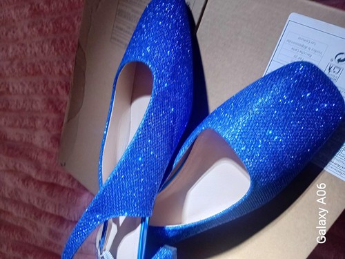Brand new shoes sparkley - new,