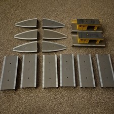 Hornby 8 x R460 Platform & 6 x