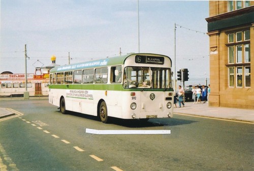 517m 6x4 bus - ,