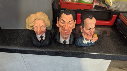 Vintage spitting image squeaky - spitting,