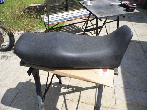 Yamaha 350 ypvs seat - rd,