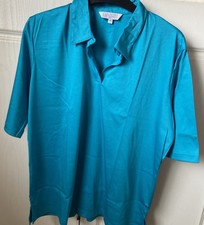 BNWOT Woman’s Country Collection blue collared 100% Cotton size M chest 40-44"