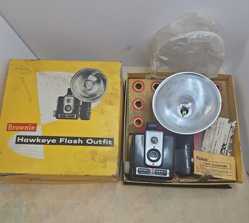 Brownie hawkeye flash outfit - hawkeye,