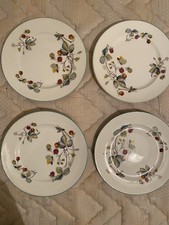 Set of 4 Royal Worcester Strawberry Fair Plates Blue Rim 