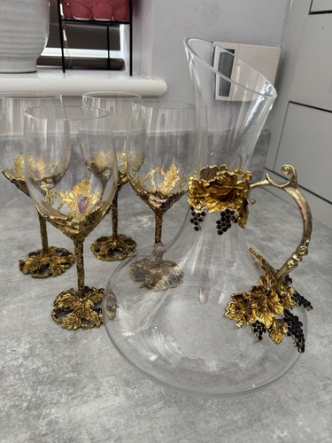 Vintage style wine glass set - vintage,