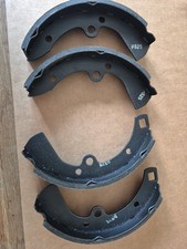 NISSAN 120Y VAN 1975-77 ,  SET OF REAR BRAKE SHOES