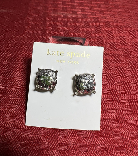Kate spade fauceted post - kate,