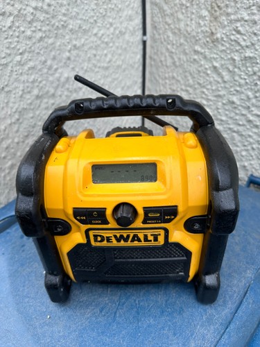 Dewalt jobsite radio dcr019 - dewalt, xr