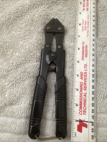 Mini bolt cutters in good - mini,