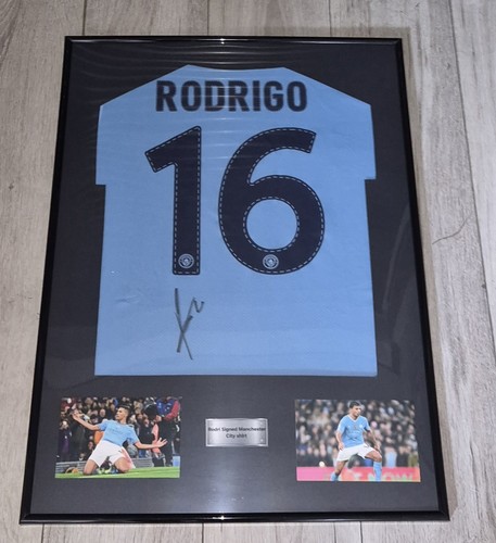 Signed football shirt rodri - signed, shirt.