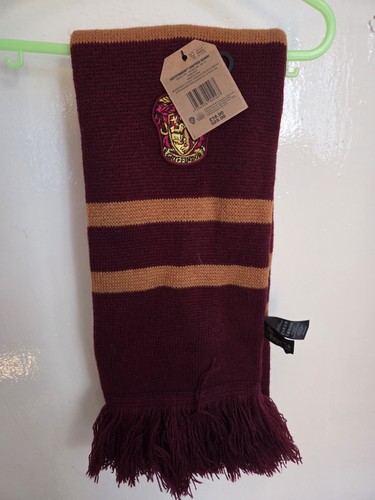Brand new gryffingdor - gryffingdor, knitted