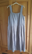 TOAST PINAFORE DRESS.SIZE