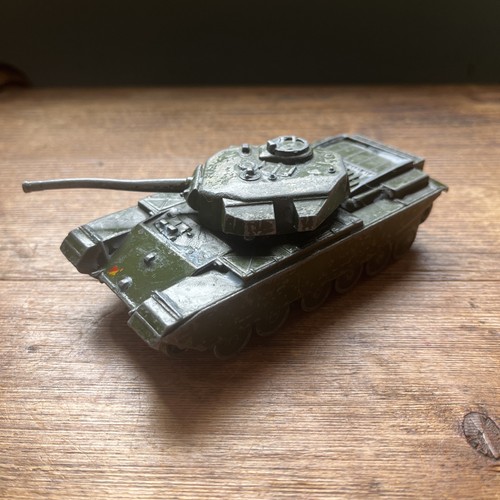 Dinky toys 651 centurion - no,