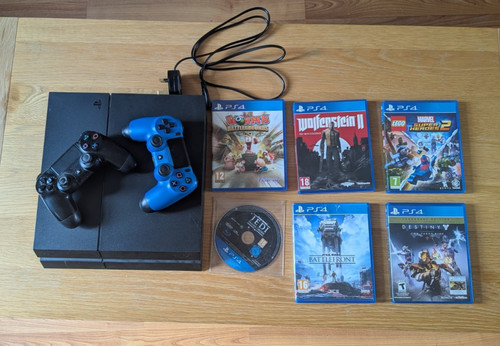 Ps4 black 500gb used - ps4, used,