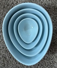 4 VTG Nigella Lawson Nesting